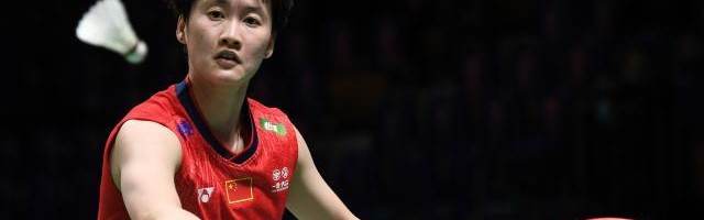 九游体育官方网站-德羽赛陈雨菲“黄鸭”首秀过关 双打新组合遇挑战