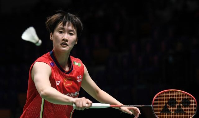 九游体育官方网站-德羽赛陈雨菲“黄鸭”首秀过关 双打新组合遇挑战