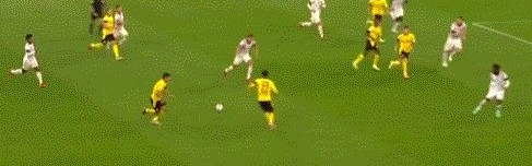 【德超杯】莱万双响 穆勒破门 拜仁3比1胜多特夺冠